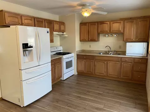 1011 4th St #A, Hampton, IL 61256 photo 4