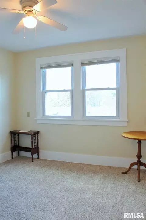 2335 4th St, Moline, IL 61265 photo 26