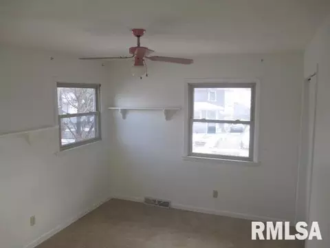 2611 16th Ave, Moline, IL 61265 photo 17