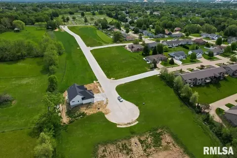 1933 Zara, Clinton, IA 52732