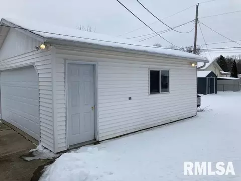 4240 16th Ave, Moline, IL 61265 photo 2