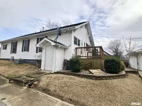 1321 State St, Eldorado, IL 62930 photo 35