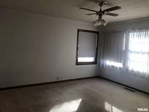 1002 W Boulevard St, Marion, IL 62959 photo 9