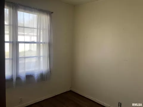 1002 W Boulevard St, Marion, IL 62959 photo 10