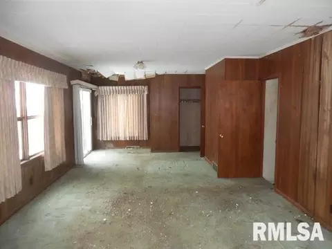 404 20th Ave, Moline, IL 61265 photo 2