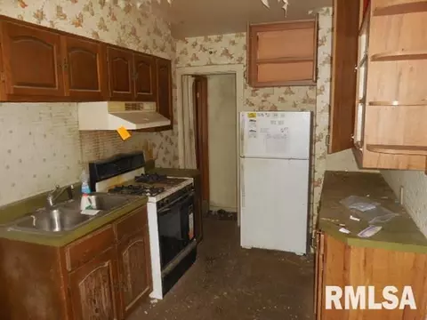 404 20th Ave, Moline, IL 61265 photo 7