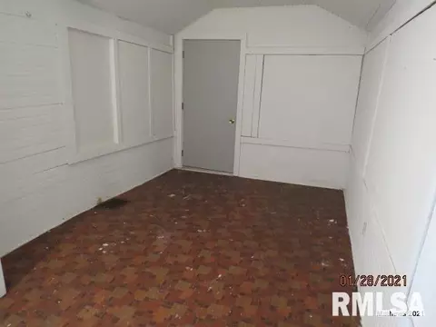 308 W Main St, Morrison, IL 61270 photo 8
