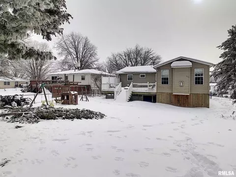 28 Park View Dr, Eldridge, IA 52748 photo 17
