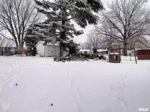 28 Park View Dr, Eldridge, IA 52748 photo 19