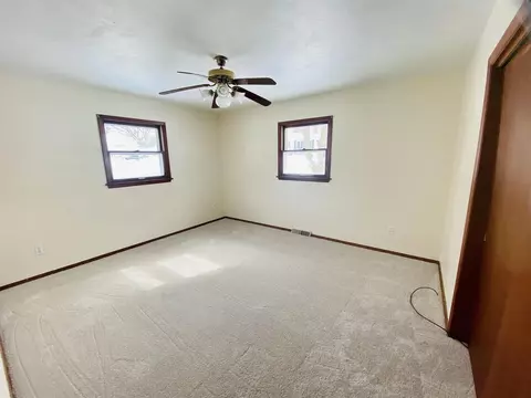 601 W 3rd St, Sherrard, IL 61281 photo 8
