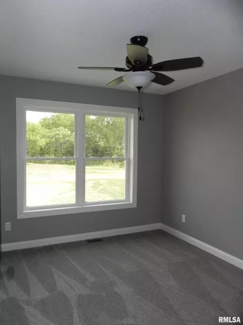 1705 E 6th St #A, Coal Valley, IL 61240 photo 28
