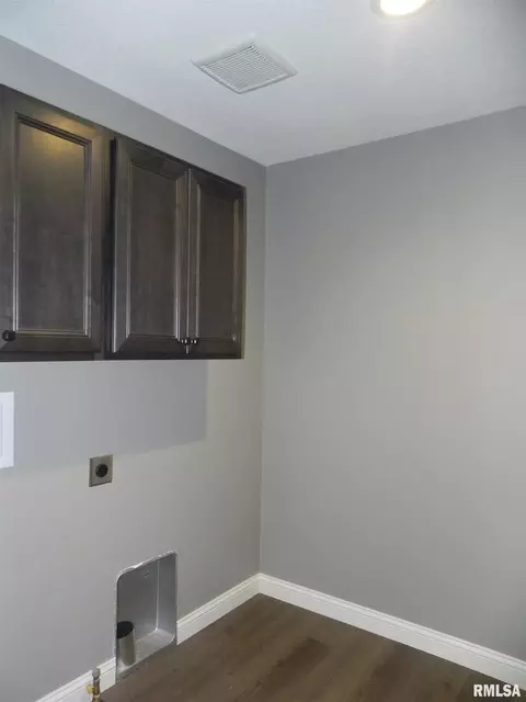 1705 E 6th St #A, Coal Valley, IL 61240 photo 5