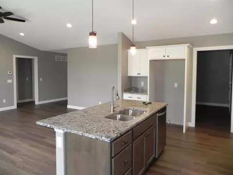 1705 E 6th St #A, Coal Valley, IL 61240 photo 6