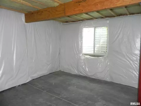 1705 E 6th St #A, Coal Valley, IL 61240 photo 35