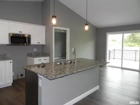 1705 E 6th St #A, Coal Valley, IL 61240 photo 9