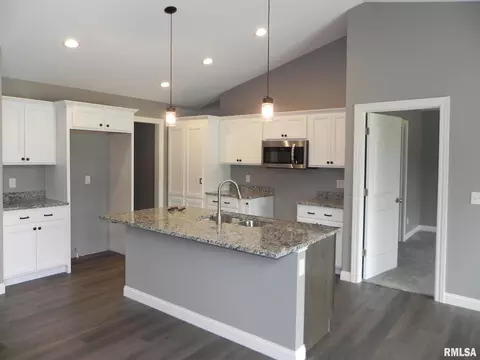 1705 E 6th St #A, Coal Valley, IL 61240 photo 13