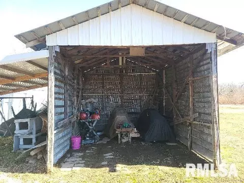 18079 Pittsburg Rd, Marion, IL 62959 photo 9