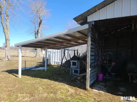 18079 Pittsburg Rd, Marion, IL 62959 photo 10
