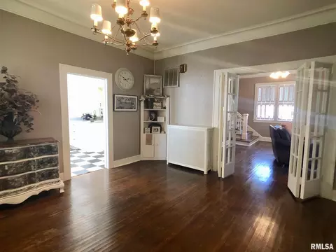 1809 4th St, Eldorado, IL 62930 photo 9