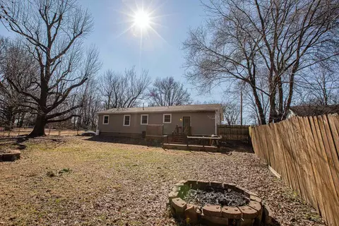 311 E Bond St, Herrin, IL 62948 photo 36