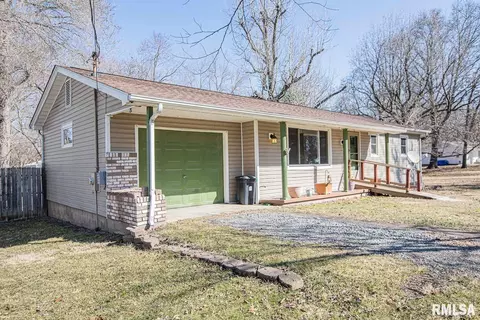 311 E Bond St, Herrin, IL 62948 photo 39