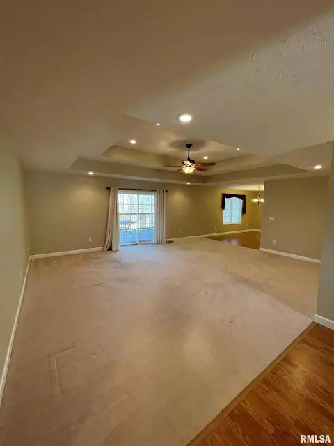 703 Legacy Dr, Herrin, IL 62948 photo 6