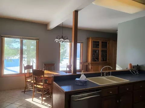17809 Chase Rd, Fulton, IL 61252 photo 2