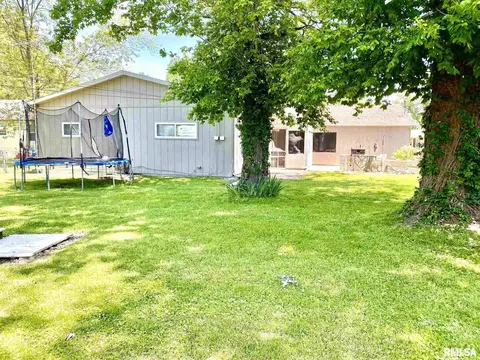 521 Frederick St, Herrin, IL 62948 photo 29