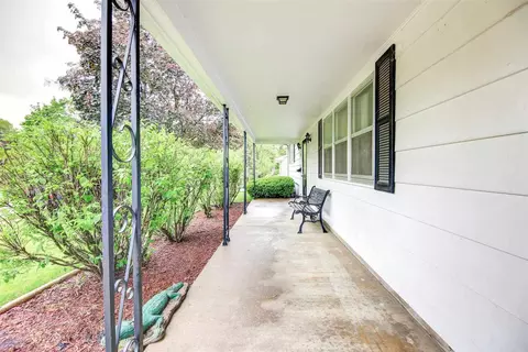 3152 Eclipse St, Clinton, IA 52732 photo 3