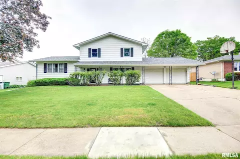 3152 Eclipse St, Clinton, IA 52732 photo 1
