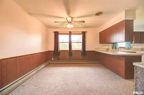 3152 Eclipse St, Clinton, IA 52732 photo 12