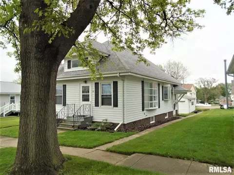 511 Willow St, Bennett, IA 52721 photo 2