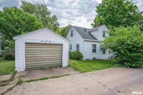 329 23rd Ave, Moline, IL 61265 photo 4