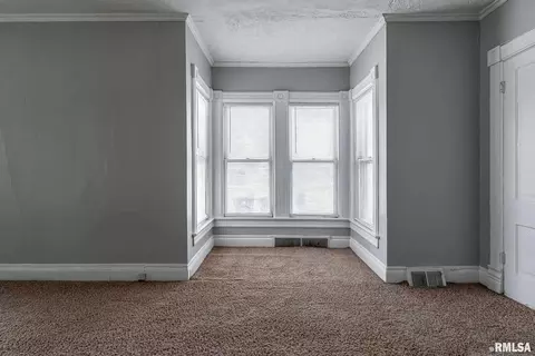 2301 6th Ave, Moline, IL 61265 photo 8