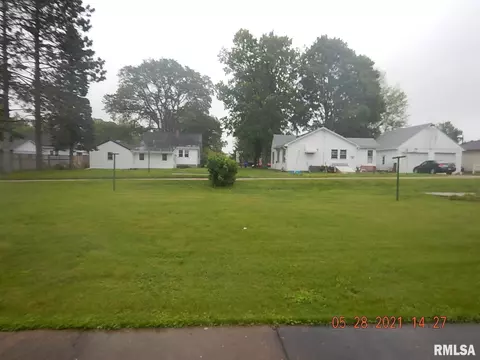 310 Beach St S, Kewanee, IL 61443 photo 24