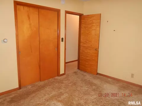 310 Beach St S, Kewanee, IL 61443 photo 16