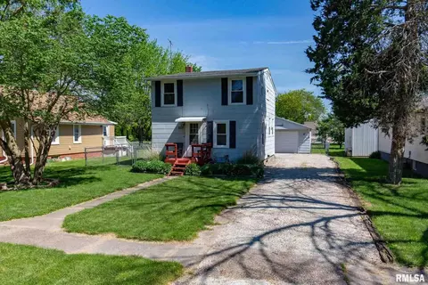 203 W B St, Alpha, IL 61413 photo 3