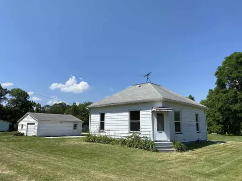 1401 15th St, Viola, IL 61486 photo 1