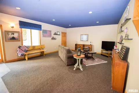 18866 Lake Rd, Morrison, IL 61270 photo 42