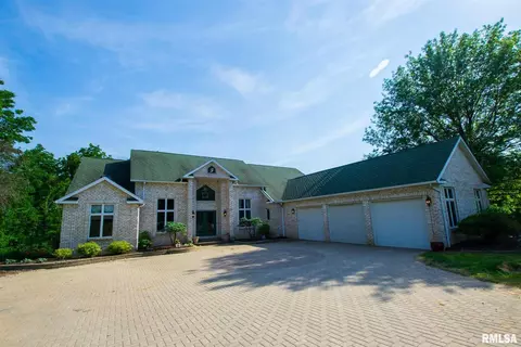 18866 Lake Rd, Morrison, IL 61270 photo 3