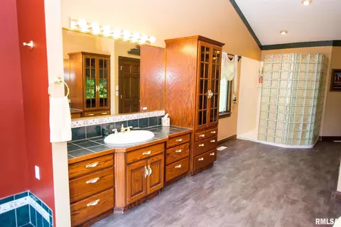 18866 Lake Rd, Morrison, IL 61270 photo 47