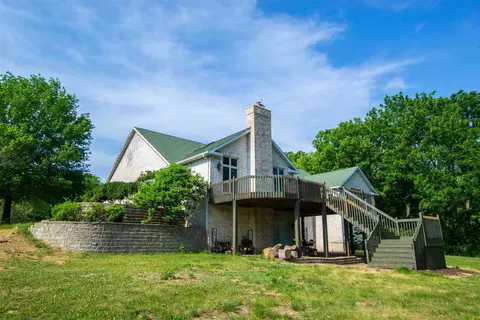 18866 Lake Rd, Morrison, IL 61270 photo 4