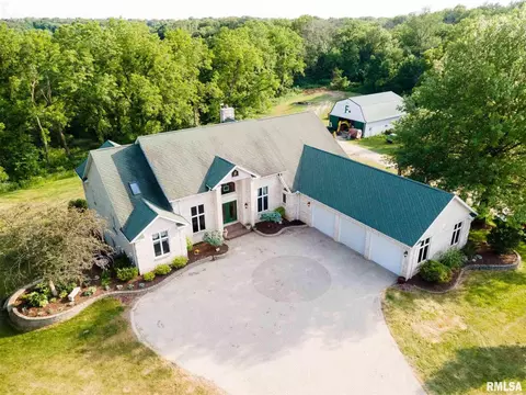 18866 Lake Rd, Morrison, IL 61270 photo 2