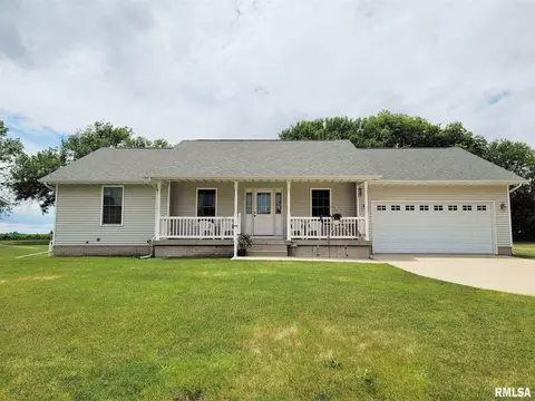 505 Hamilton St, Atkinson, IL 61235 photo 1