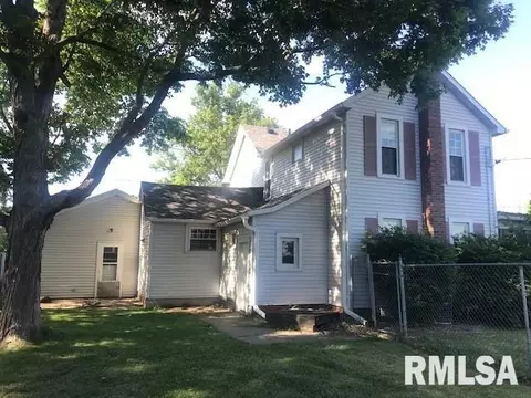 2001 13th St, Viola, IL 61486 photo 5