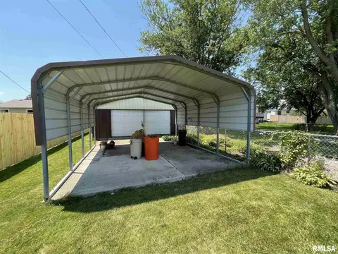 1309 11th St, Silvis, IL 61282 photo 7