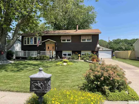1309 11th St, Silvis, IL 61282 photo 1