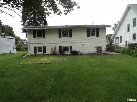 2914 11th Ave, Moline, IL 61265 photo 3