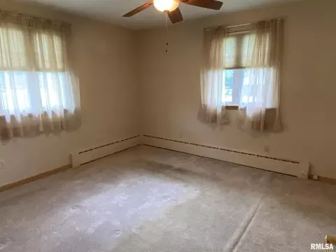 403 Margaret St, Atkinson, IL 61235 photo 13