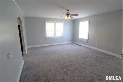 513 9th Ave, Silvis, IL 61282 photo 5